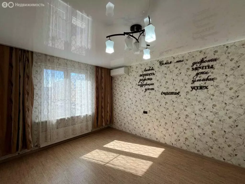 3-комнатная квартира: Нижний Новгород, Бурнаковская улица, 73 (78.1 м) - Фото 1