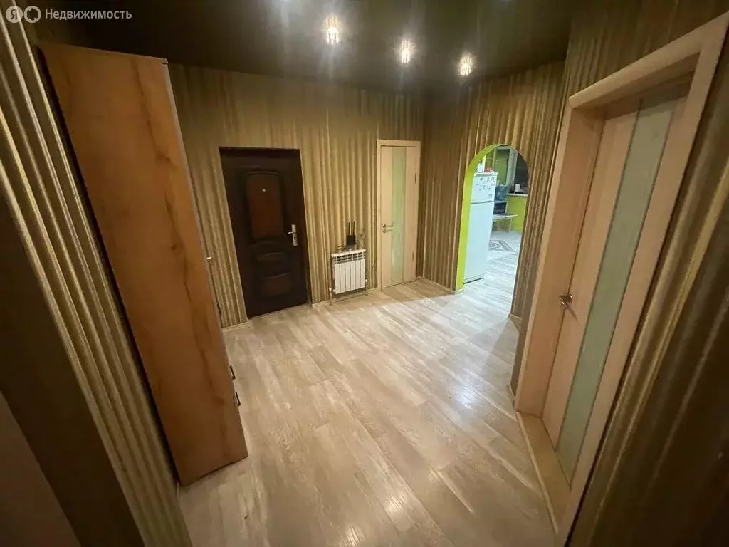 2-комнатная квартира: посёлок городского типа Яблоновский, Космическая ... - Фото 2