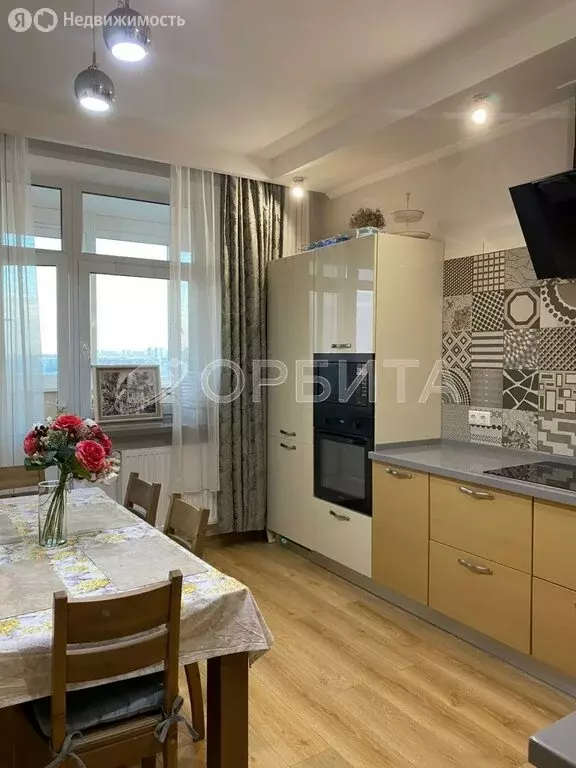 2-комнатная квартира: Тюмень, улица Малыгина, 90 (72.4 м) - Фото 2