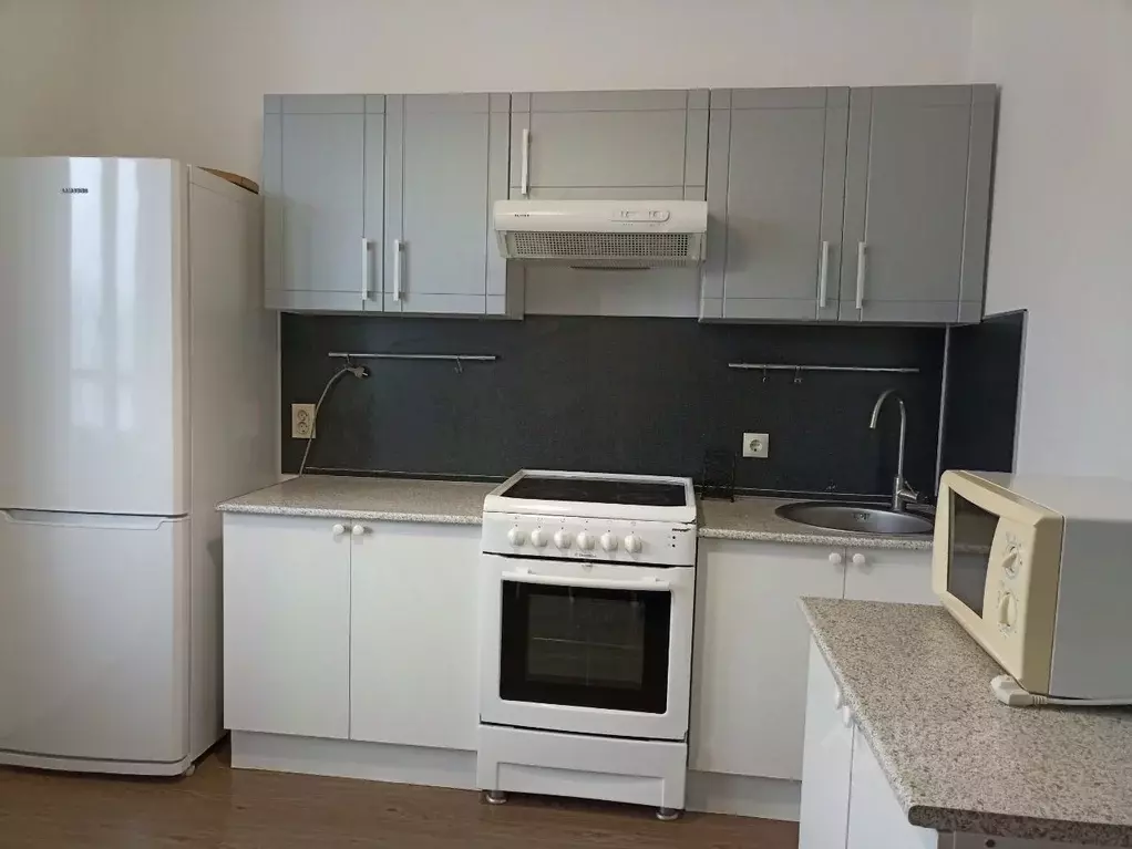 1-к кв. Ленинградская область, Мурино Всеволожский район, ул. ... - Фото 1