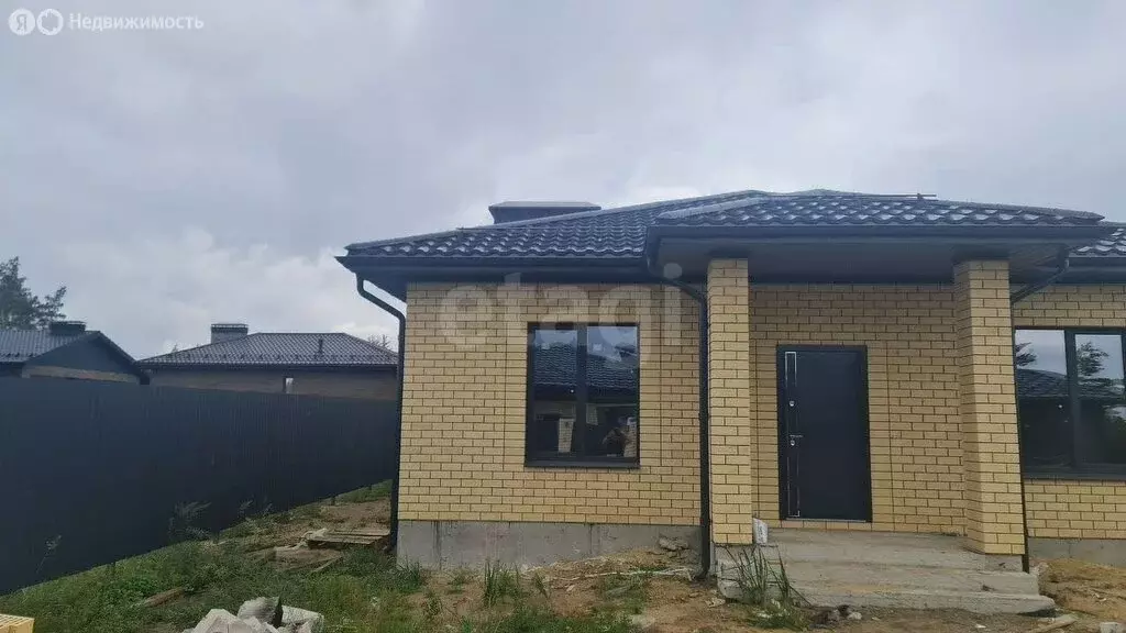 Дом в Ямное, Проселочный переулок (146.7 м) - Фото 1