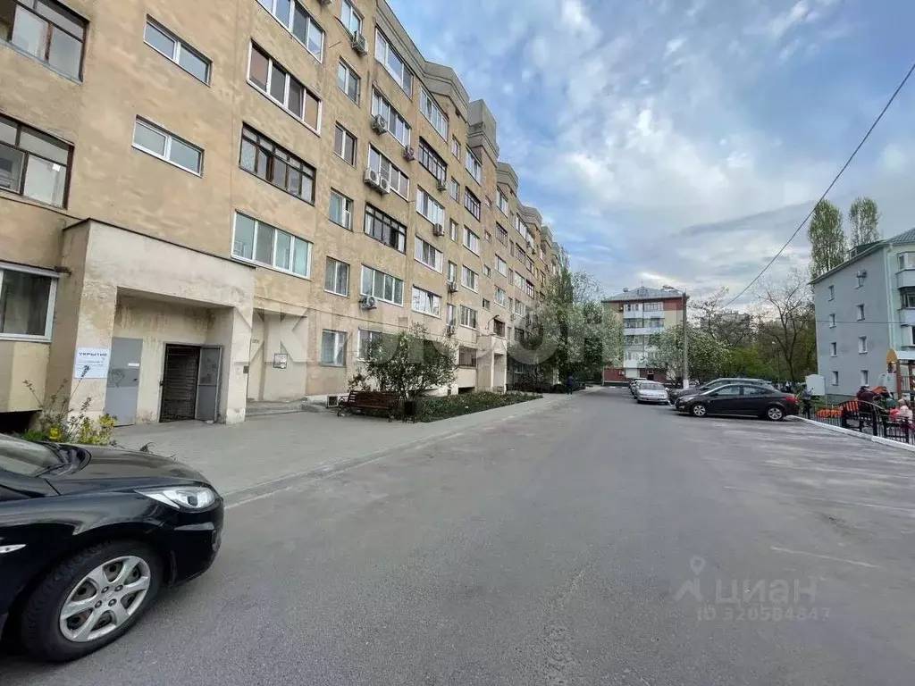 3-к кв. Белгородская область, Белгород Гражданский просп., 33 (90.0 м) - Фото 1