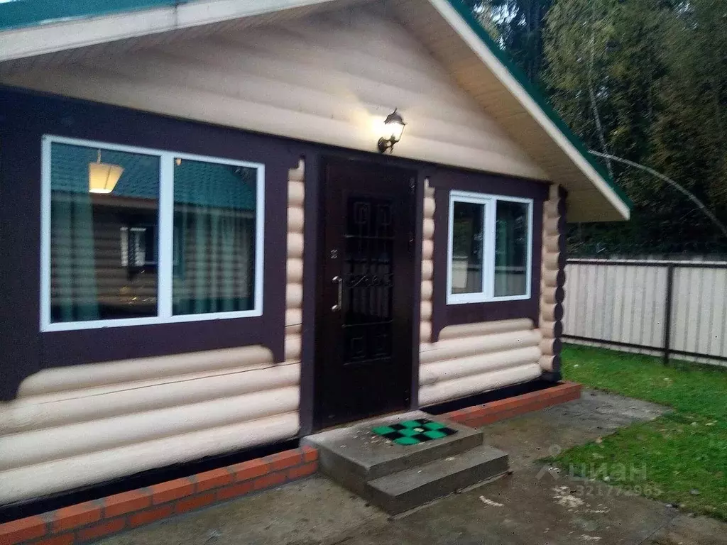 Дом в Тверская область, Калязинский муниципальный округ, д. Коротково  ... - Фото 1