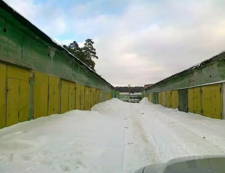 Гараж в Свердловская область, Екатеринбург ул. Шефская, 112 (19 м) - Фото 0