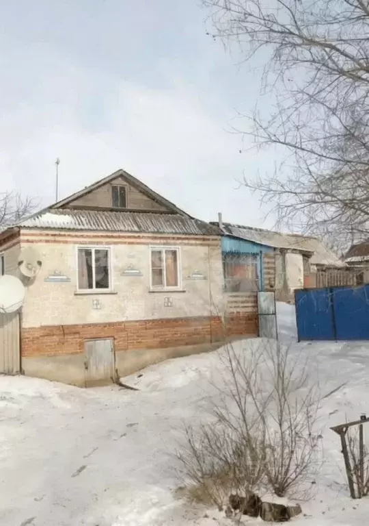 Дом в Белгородская область, Чернянский район, Кочегуренское с/пос, с. ... - Фото 2