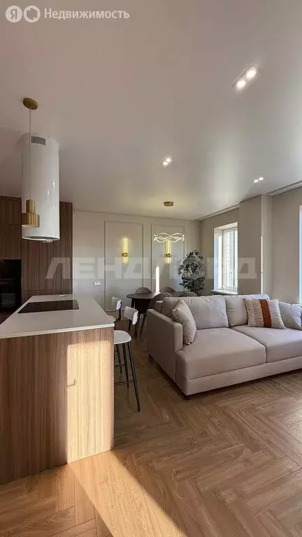 3-комнатная квартира: Ростов-на-Дону, Ворошиловский проспект, 82/4 (65 ... - Фото 2