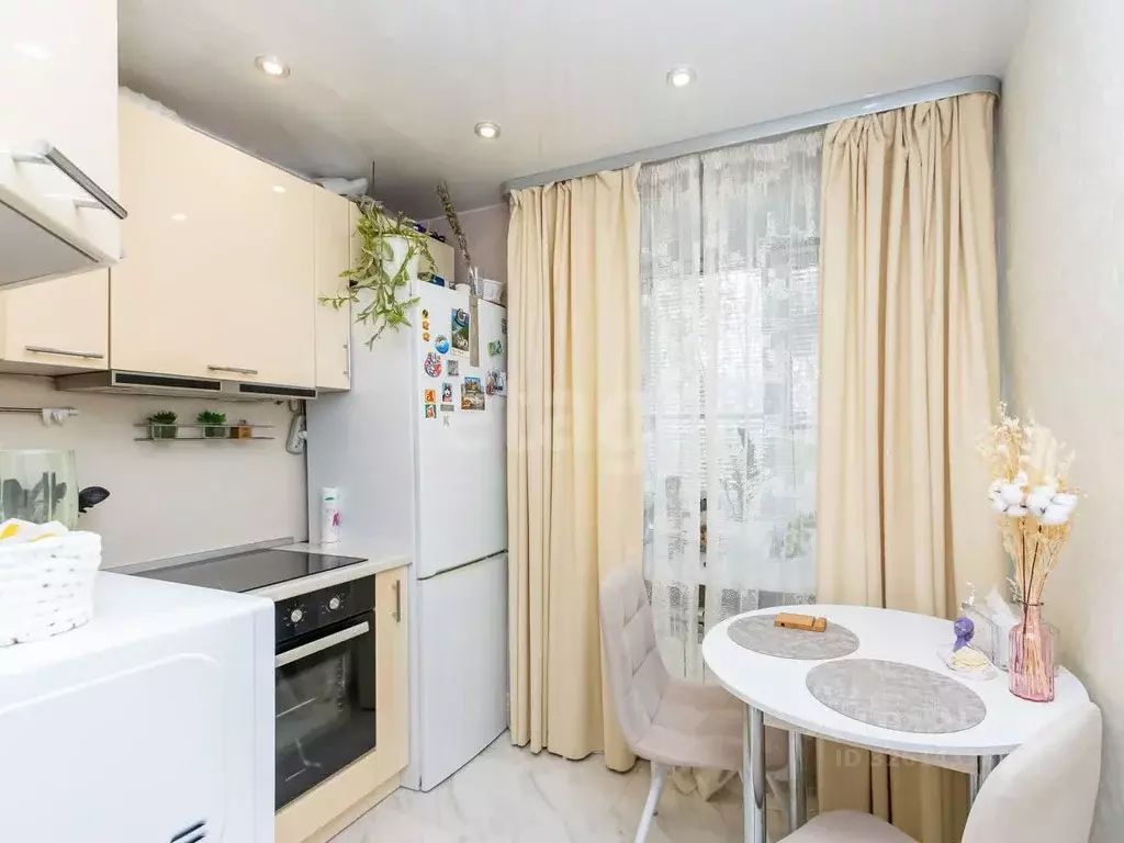 1-к кв. Тюменская область, Тюмень ул. 9 Января, 4 (33.5 м) - Фото 1