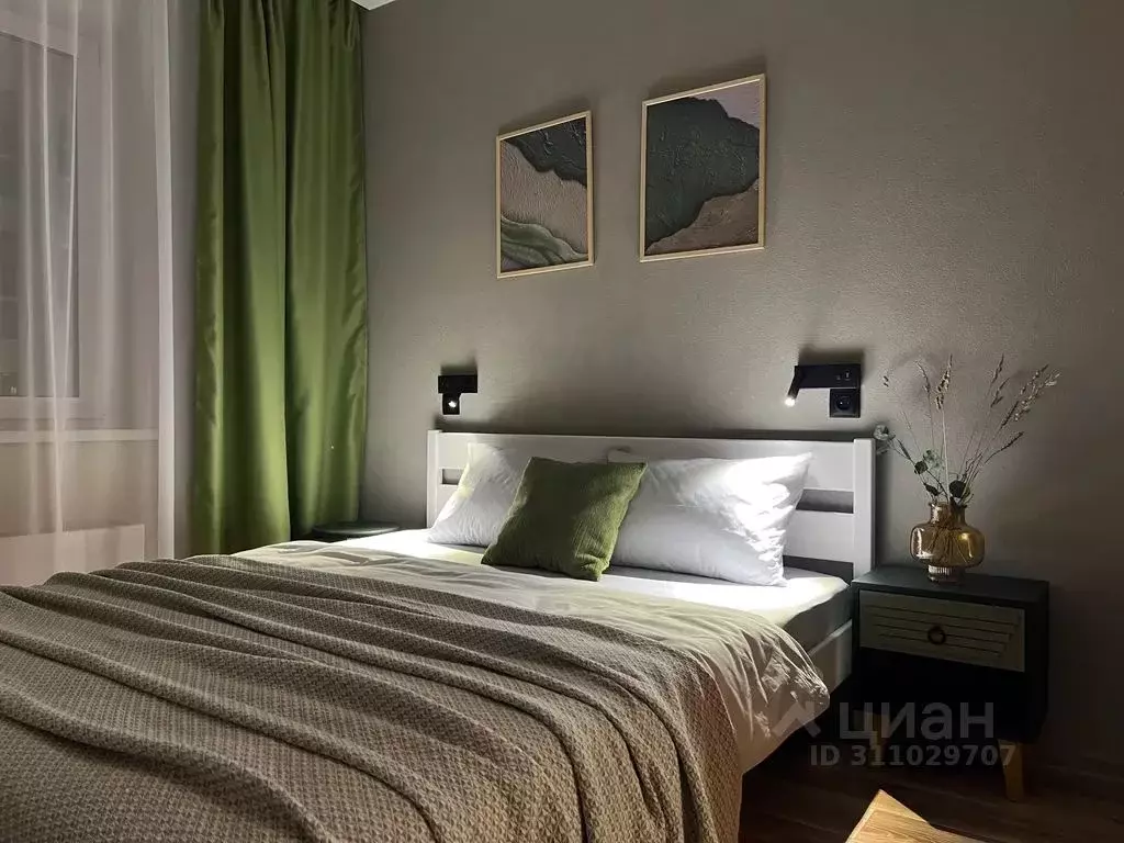 2-к кв. Красноярский край, Красноярск ул. Дубровинского, 110А (60.0 м) - Фото 0