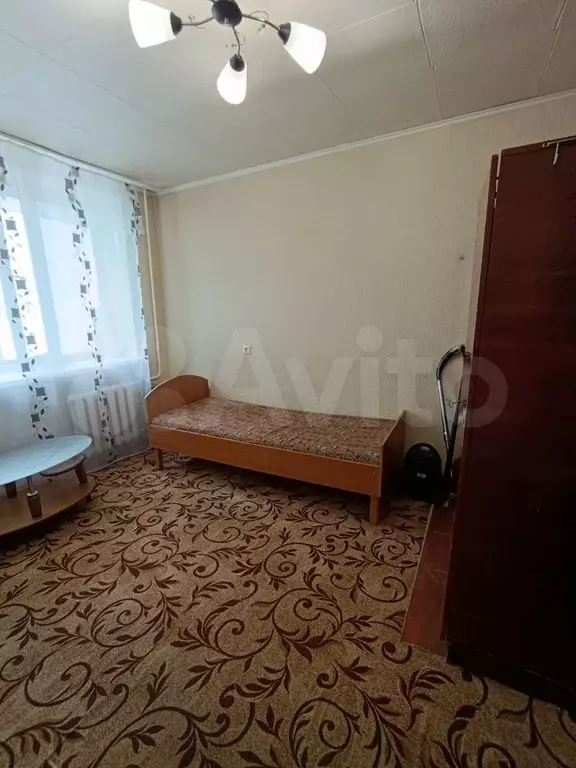Комната 18 м в 2-к., 4/10 эт. - Фото 1