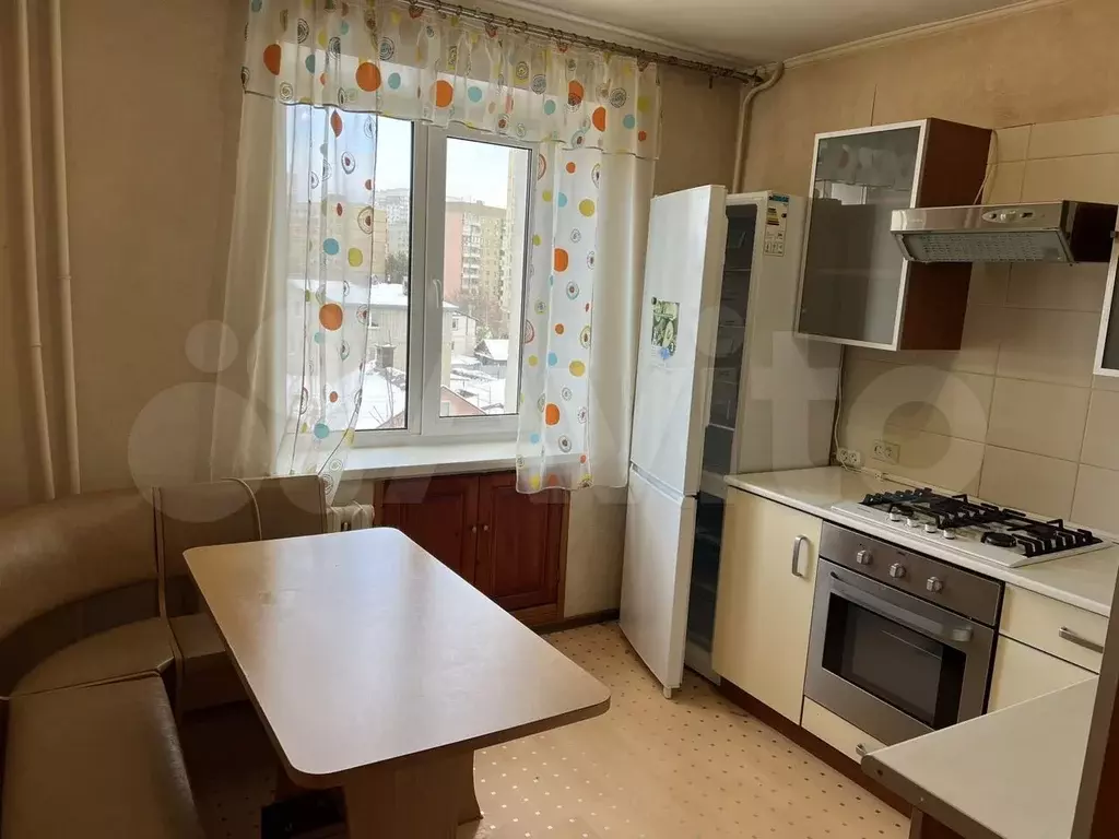 1-к. квартира, 40 м, 4/9 эт. - Фото 0