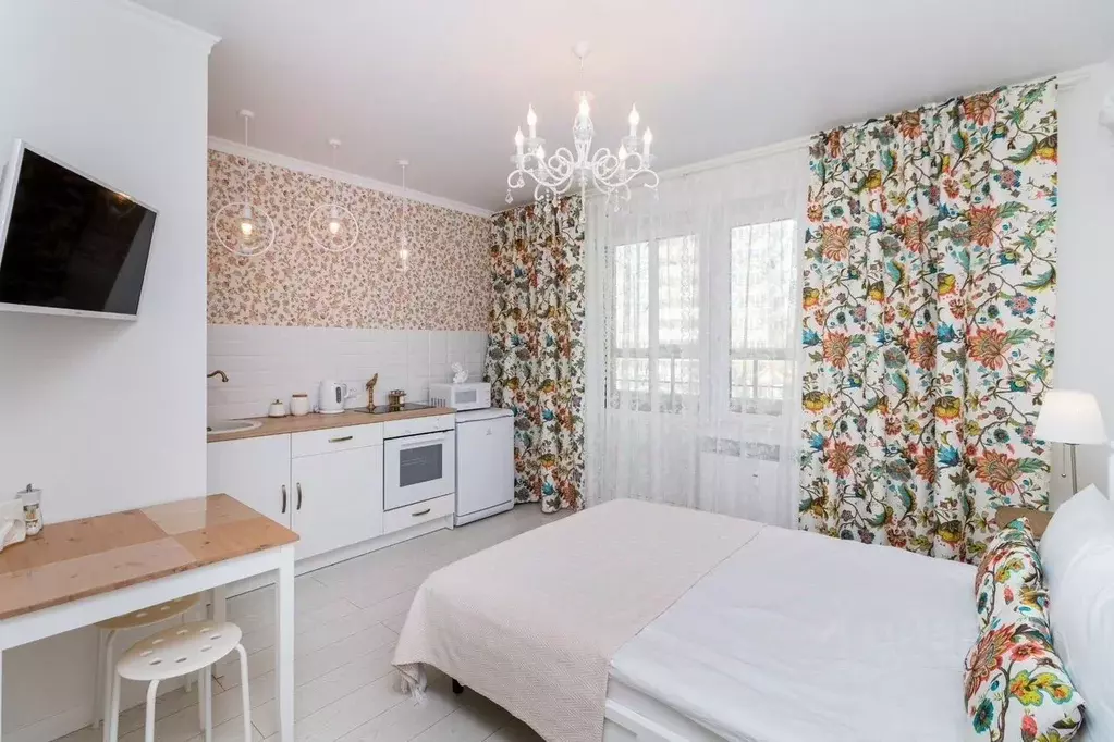 Студия Тюменская область, Тюмень ул. Парада Победы, 7 (25.0 м) - Фото 2