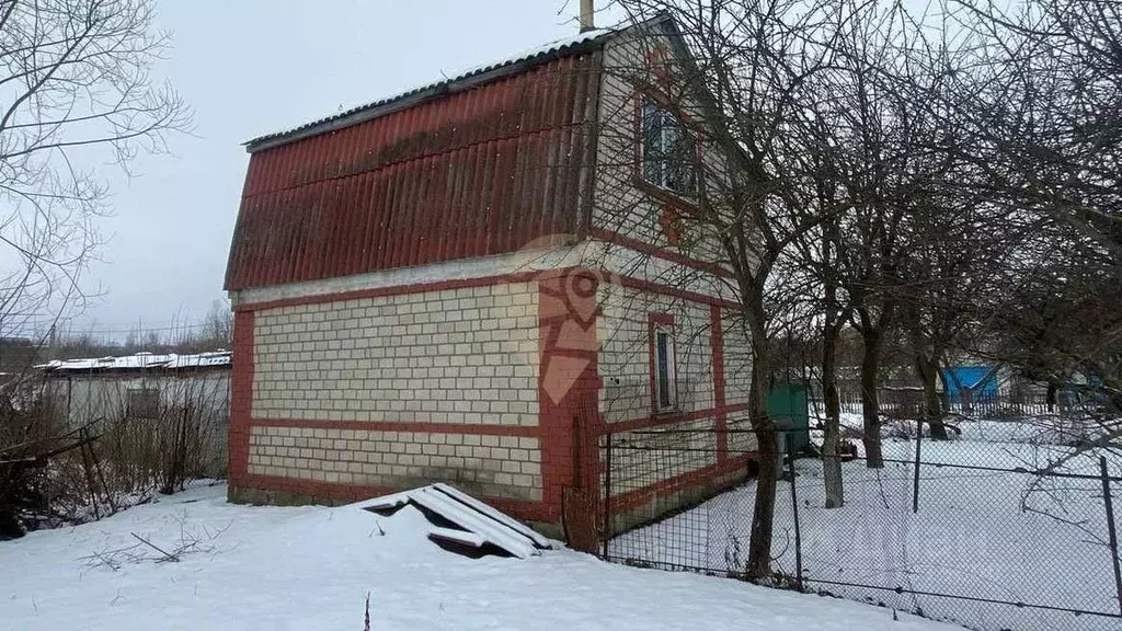 Дом в Белгородская область, Старооскольский городской округ, с. ... - Фото 0