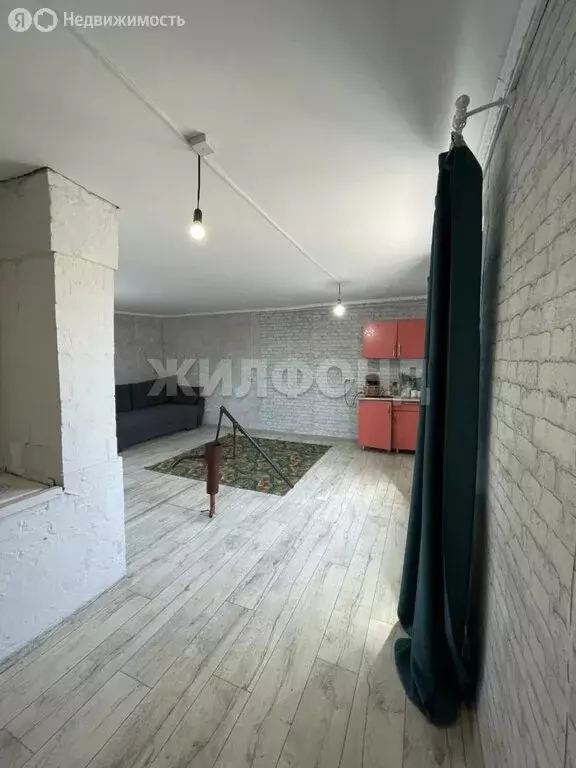 Дом в Кызыл, улица 10-я Линия (32 м) - Фото 1