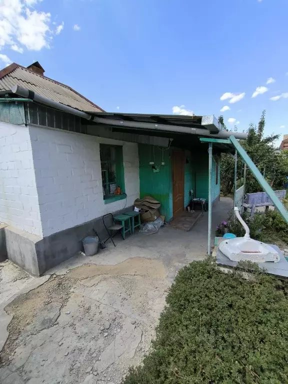 Дом в Волгоградская область, Волгоград пос. Сакко и Ванцетти, ул. ... - Фото 2