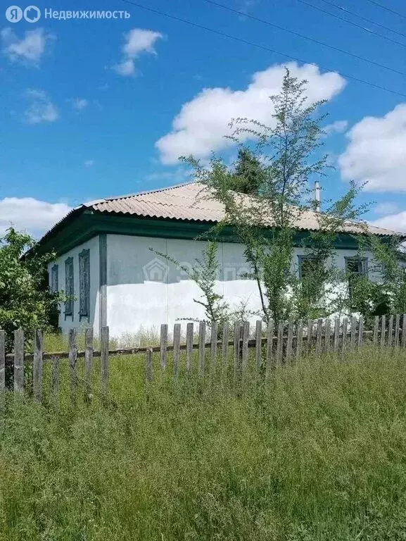Дом в Волгоградская область, Новокиевское сельское поселение, хутор ... - Фото 0