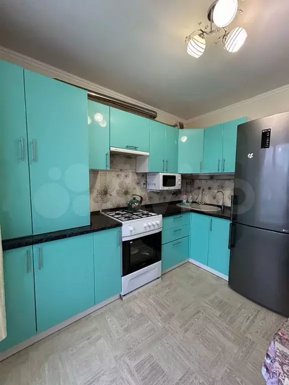 2-к. квартира, 50 м, 1/3 эт. - Фото 0