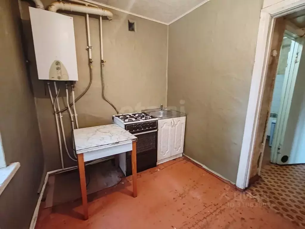 2-к кв. Калужская область, с. Перемышль ул. Гагарина, 5 (42.6 м) - Фото 1