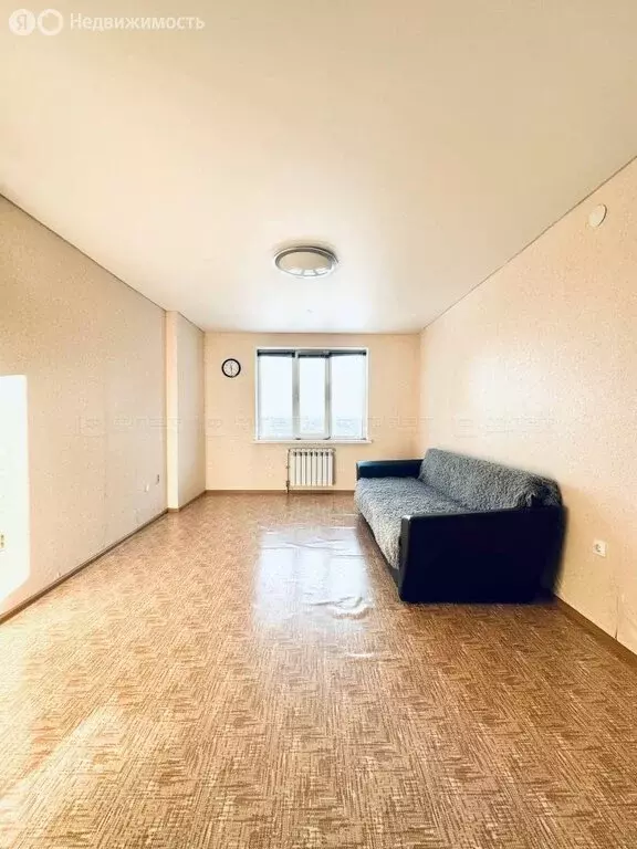 3-комнатная квартира: Казань, улица Тансык, 13А (80 м) - Фото 1