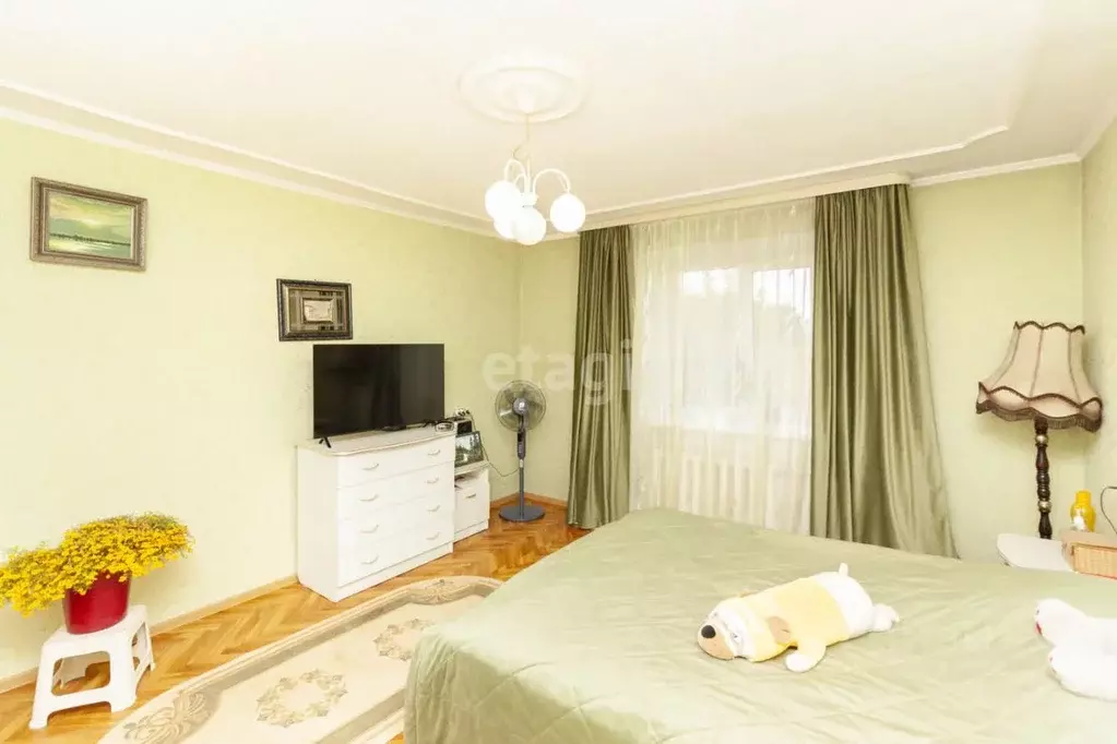 4-к кв. Тюменская область, Тюмень ул. Самарцева, 29 (92.5 м) - Фото 1