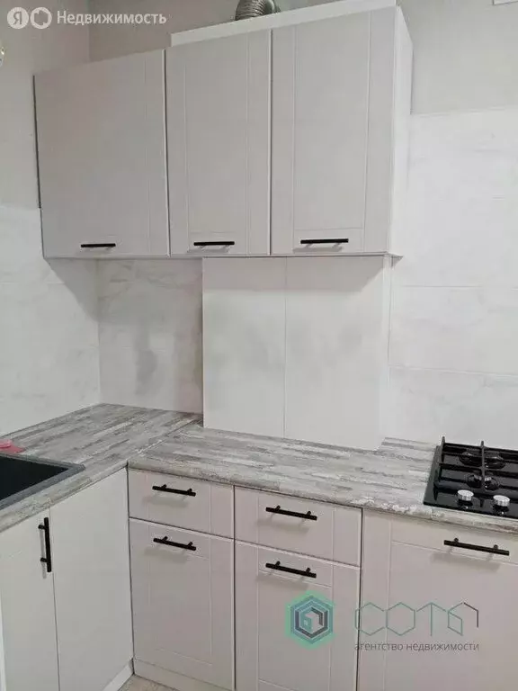 1-комнатная квартира: Калининград, улица Поленова, 4к2 (36 м) - Фото 1