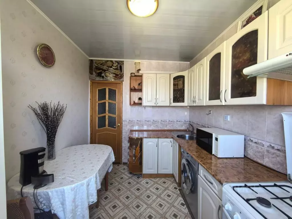 2-к кв. Ростовская область, Ростов-на-Дону Дебальцевская ул., 6 (50.3 ... - Фото 0