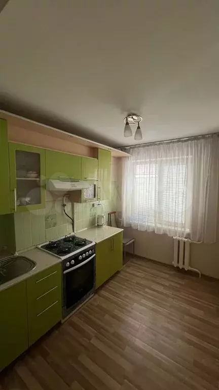 2-к. квартира, 48 м, 2/9 эт. - Фото 0