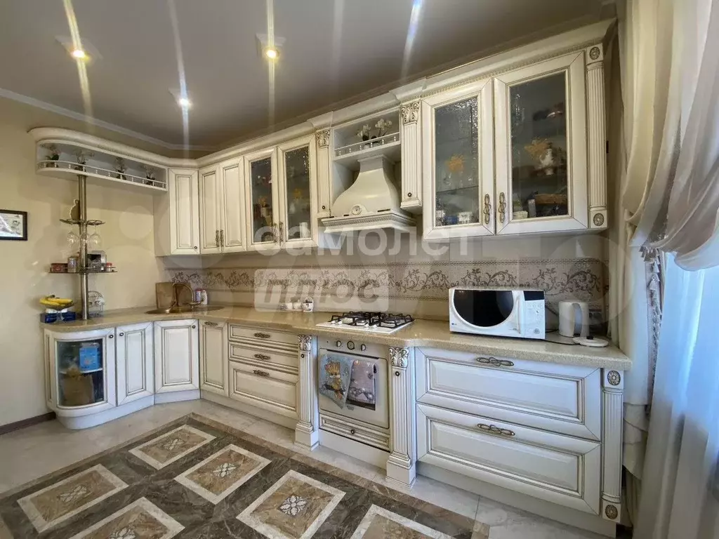 4-к. квартира, 141 м, 6/9 эт. - Фото 0
