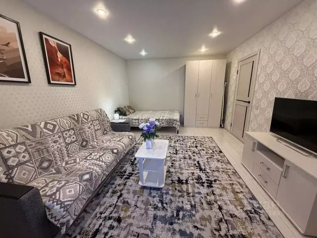 1-к кв. Татарстан, Казань ул. Зур Урам, 1Кк5 (40.0 м) - Фото 1