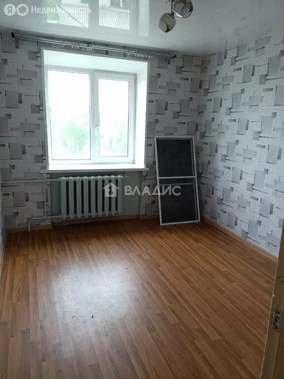 3-комнатная квартира: посёлок городского типа Надвоицы, улица ... - Фото 0