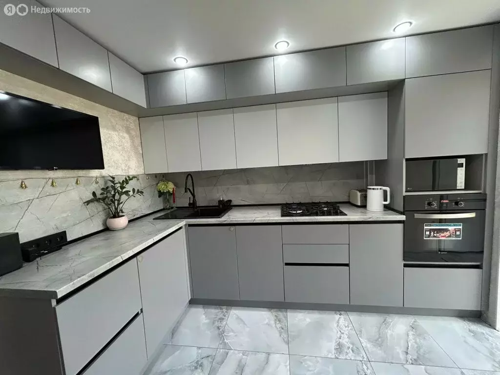 3-комнатная квартира: Ессентуки, улица Ермолова, 129Б (64 м) - Фото 2