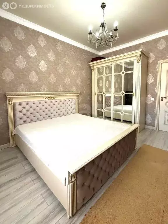 3-комнатная квартира: Нальчик, улица Атажукина, 12к1 (95 м) - Фото 1