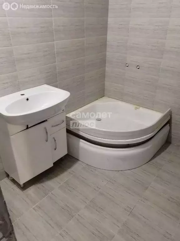 1-комнатная квартира: Липецк, улица И.В. Свиридова, 10 (54.3 м) - Фото 0