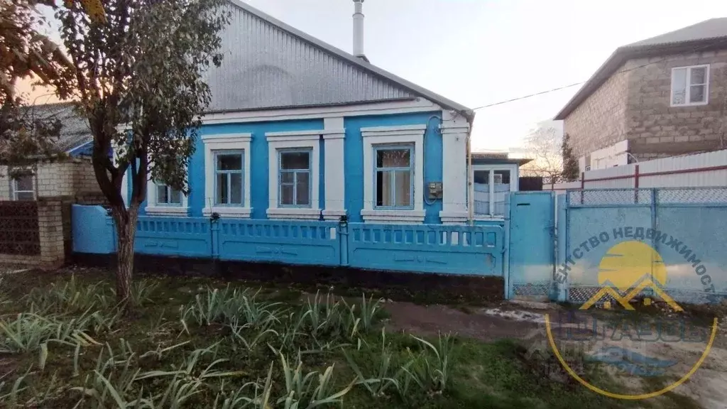 Дом в Краснодарский край, Темрюк ул. Мира, 72 (70 м) - Фото 1