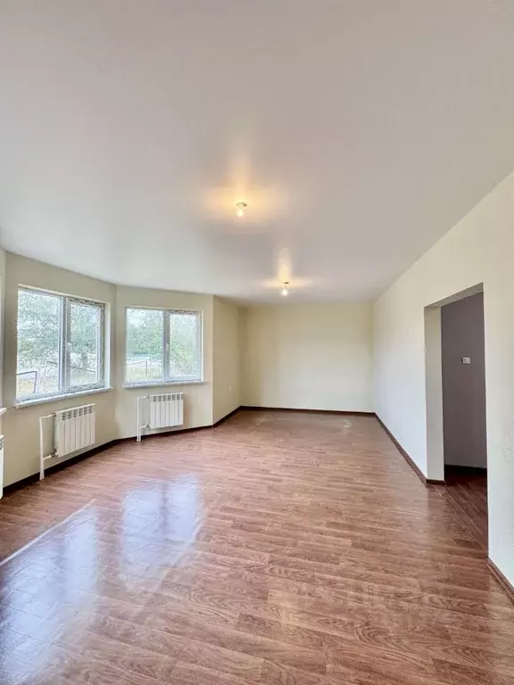 Дом в Волгоградская область, Светлоярский район, Приволжское с/пос, ... - Фото 1