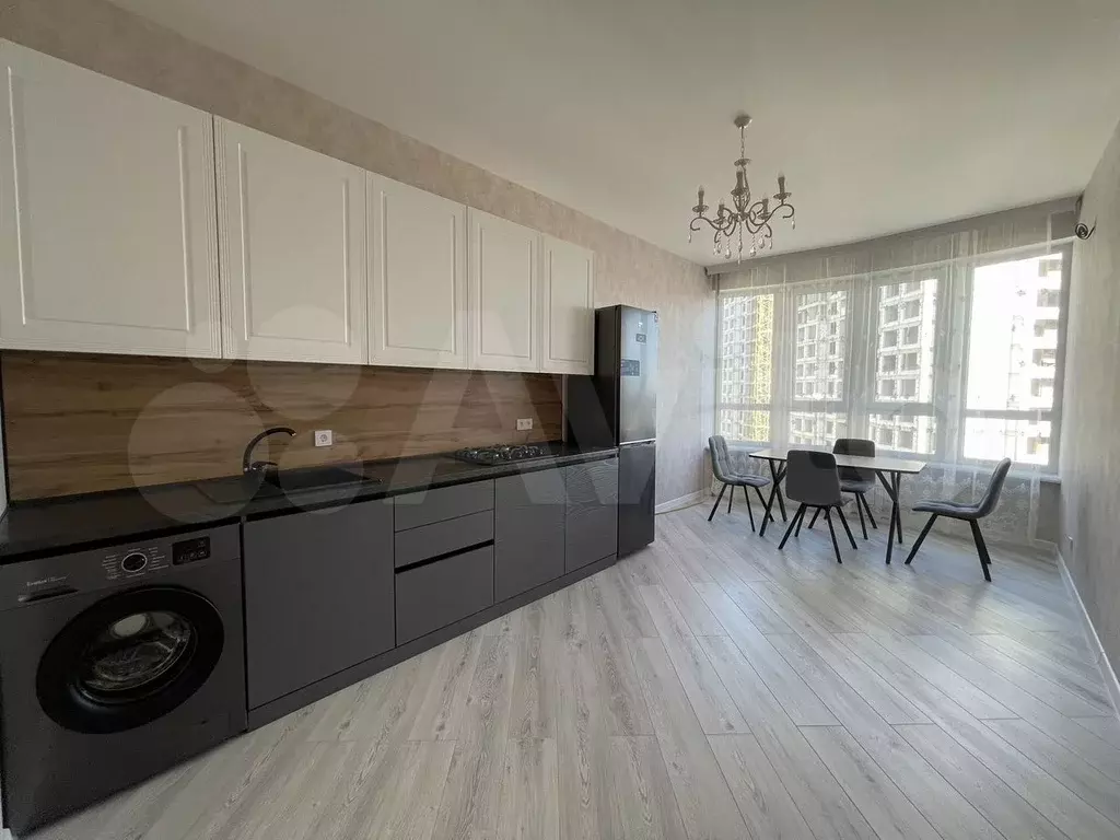 2-к. квартира, 75 м, 7/9 эт. - Фото 1