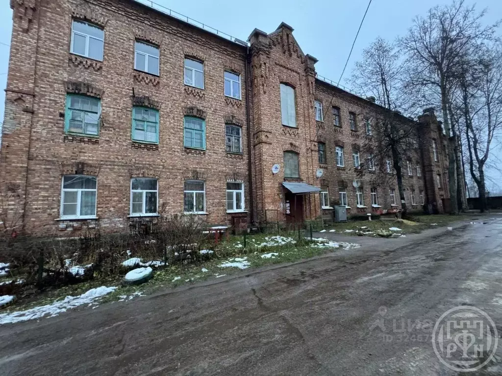 Комната Ленинградская область, Луга Луга-3 тер., 3/40 (10.1 м) - Фото 1