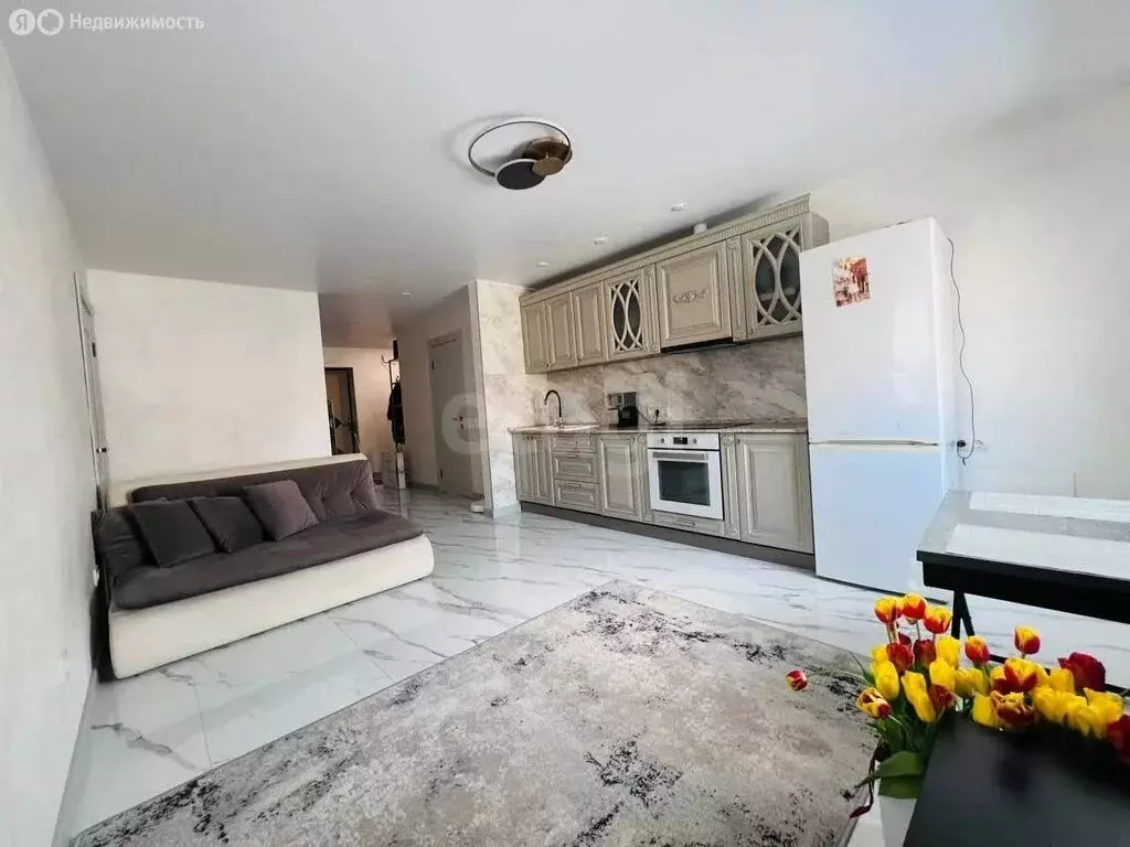 2-комнатная квартира: Тюмень, улица Монтажников, 61 (56.9 м) - Фото 2
