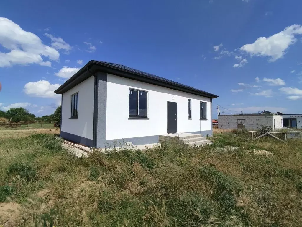 Дом в Краснодарский край, Темрюкский район, Тамань ст-ца ул. Лебедева ... - Фото 1