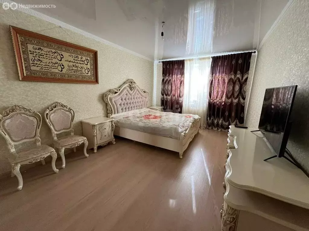3-комнатная квартира: Черкесск, улица Космонавтов, 74 (78 м) - Фото 1