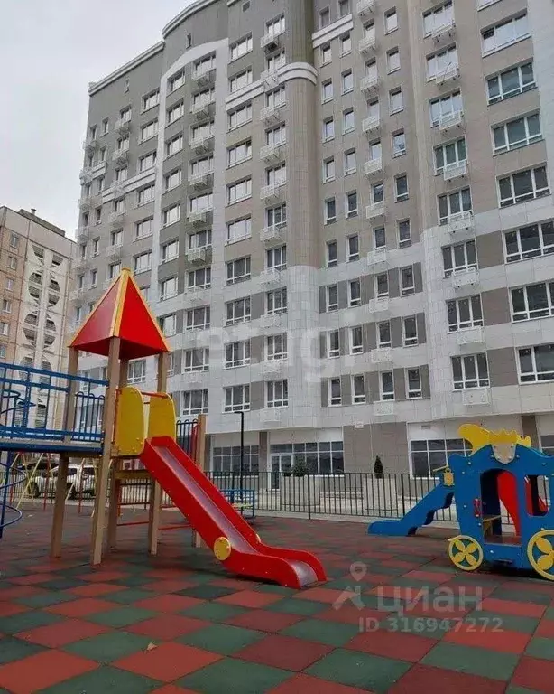 1-к кв. Белгородская область, Белгород Кирпичная ул., 65 (45.2 м) - Фото 0