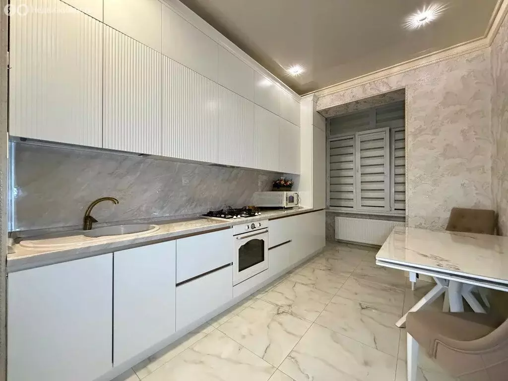 1-комнатная квартира: Нальчик, улица Мовсисяна, 18А (42 м) - Фото 1