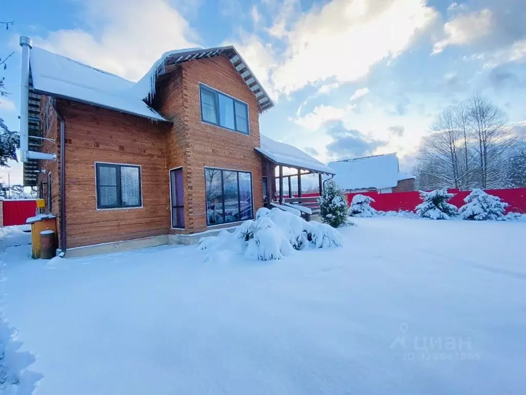 Дом в Калужская область, Жуковский муниципальный округ, д. Ступинка, ... - Фото 1