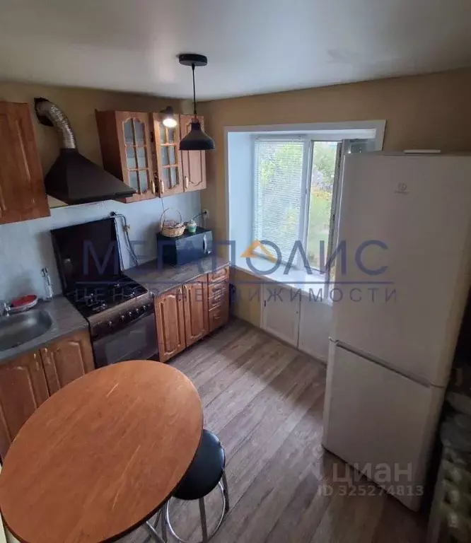 1-к кв. Саратовская область, Балаково Волжская ул., 71 (29.5 м) - Фото 2