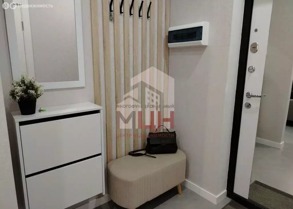 Квартира-студия: Конаково, улица Набережная Волги, 33 (41 м) - Фото 1