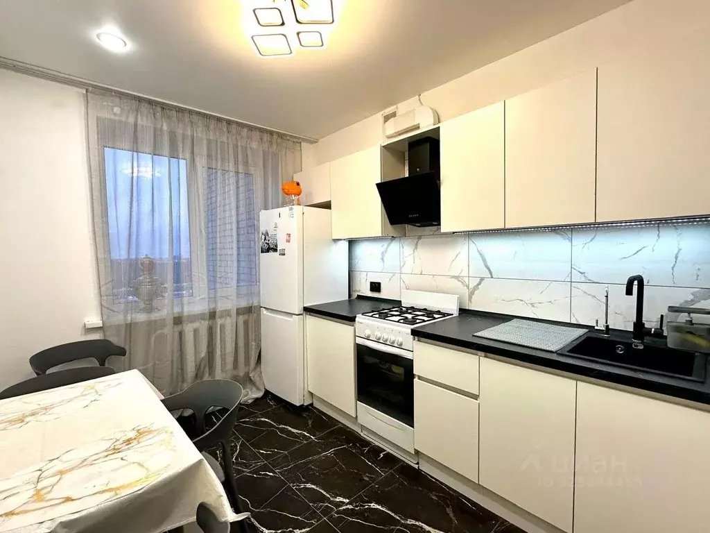 3-к кв. Ставропольский край, Ставрополь ул. Ленина, 299 (66.8 м) - Фото 1