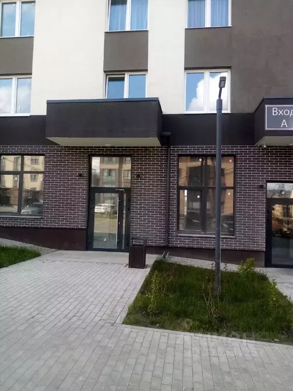 Торговая площадь в Свердловская область, Екатеринбург ул. Тюльпановая, ... - Фото 0