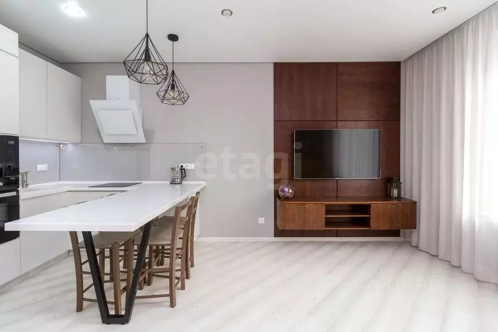 1-к кв. Тюменская область, Тюмень Полевая ул., 105 (45.1 м) - Фото 1