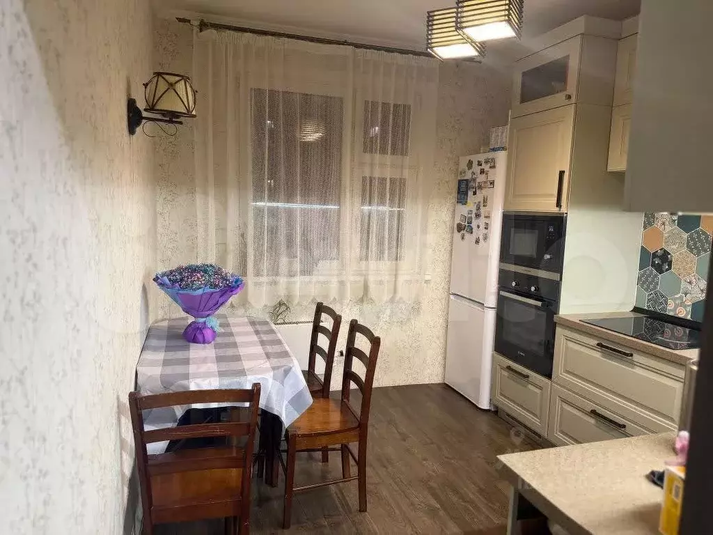 2-к. квартира, 53,6 м, 6/17 эт. - Фото 0