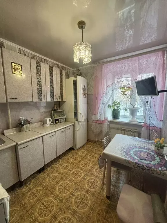 2-к. квартира, 52 м, 3/9 эт. - Фото 0