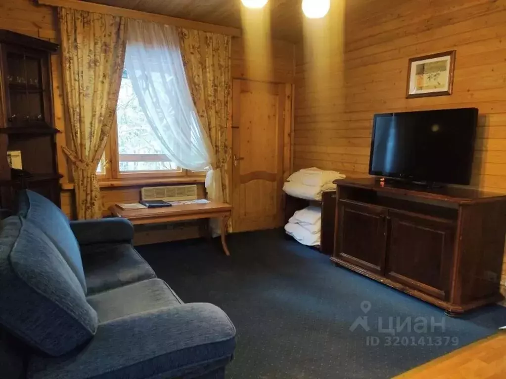 Дом в Московская область, Солнечногорск городской округ, АОЗТ Лесные ... - Фото 1